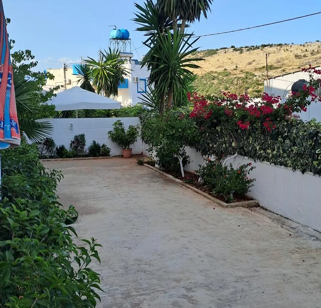 Hotel Vila Ali Ksamil 3*,  Albania
